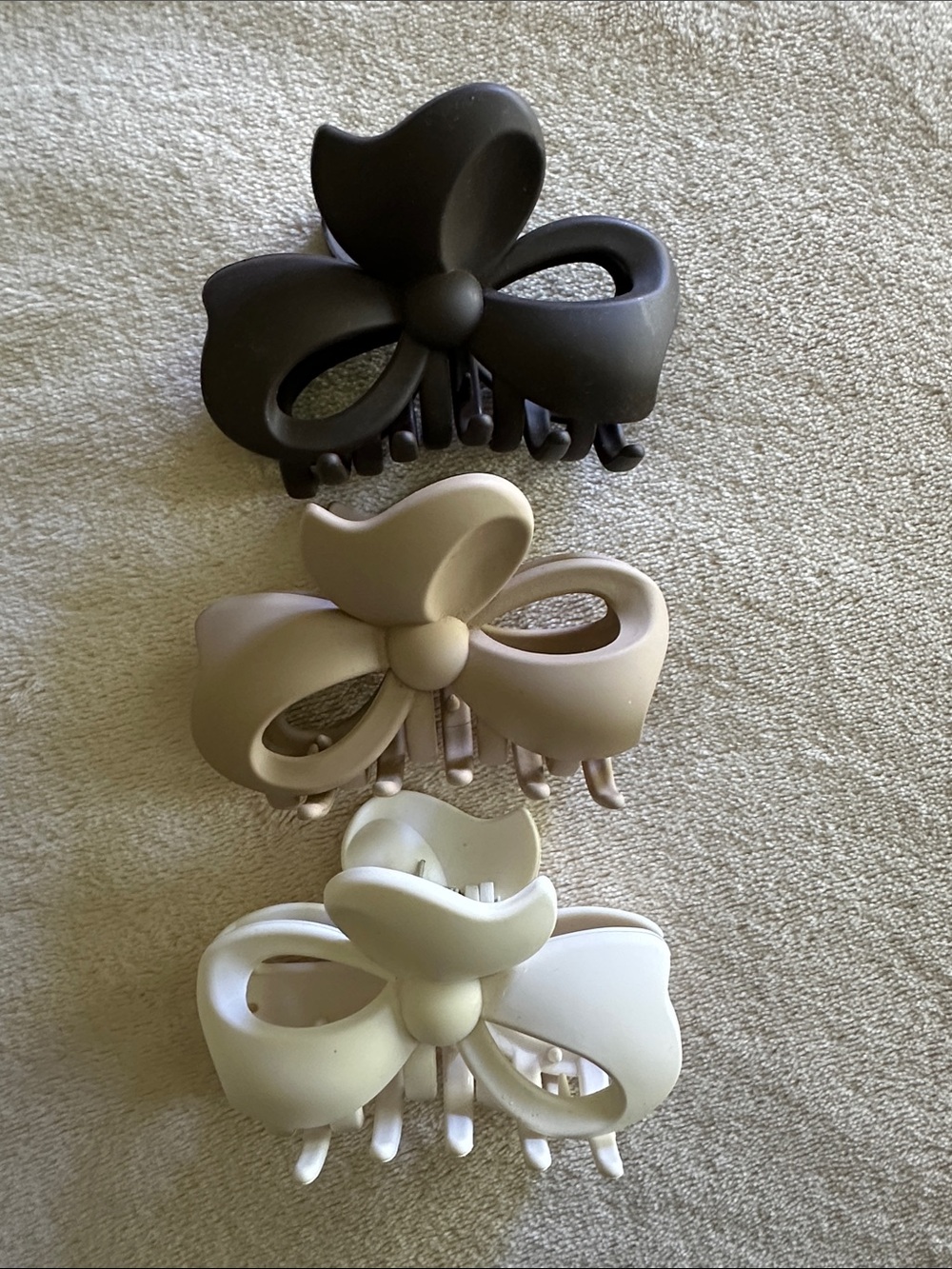 FREE With Purchase! Set of 3 Bow Hair Claw Clips - Brown, Tan, Cream - Picture 1 of 1
